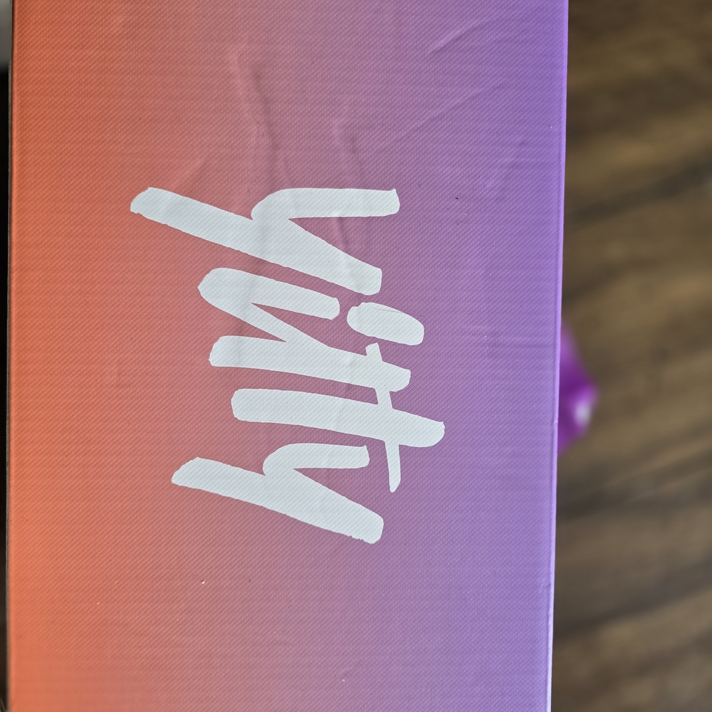 Yitty Cream Fuzzy Slides - Picture 4 of 10